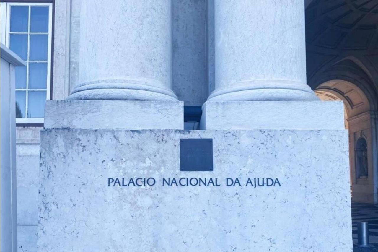 Almirante24 - Apartment With Garden - Ajuda Palace & Royal Treasure Museum Lisbon Bagian luar foto