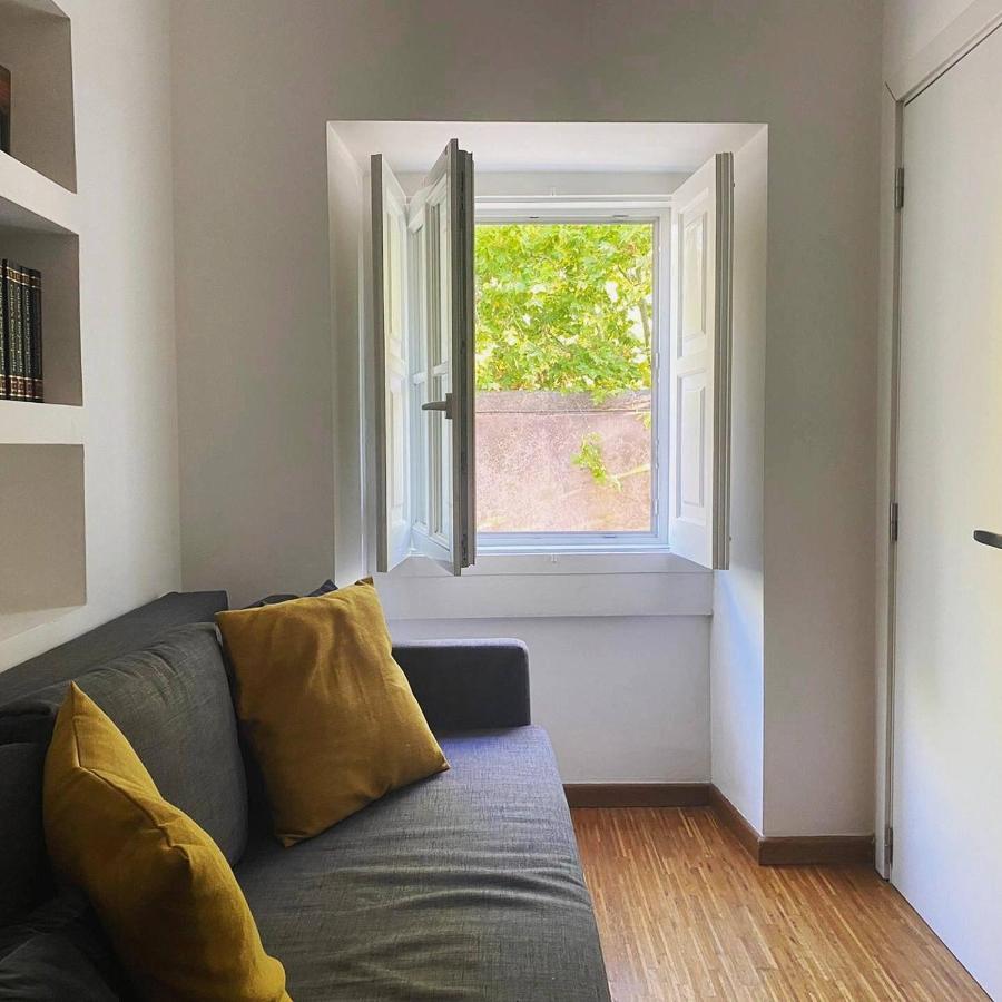 Almirante24 - Apartment With Garden - Ajuda Palace & Royal Treasure Museum Lisbon Bagian luar foto